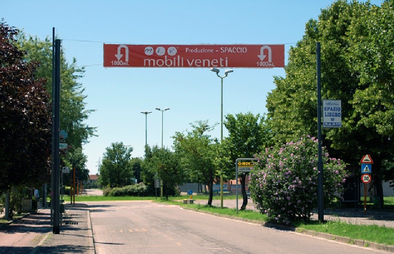 BUCCINASCO - PALO 75 - via Emilia dir. Buccinasco Centro Commerciale