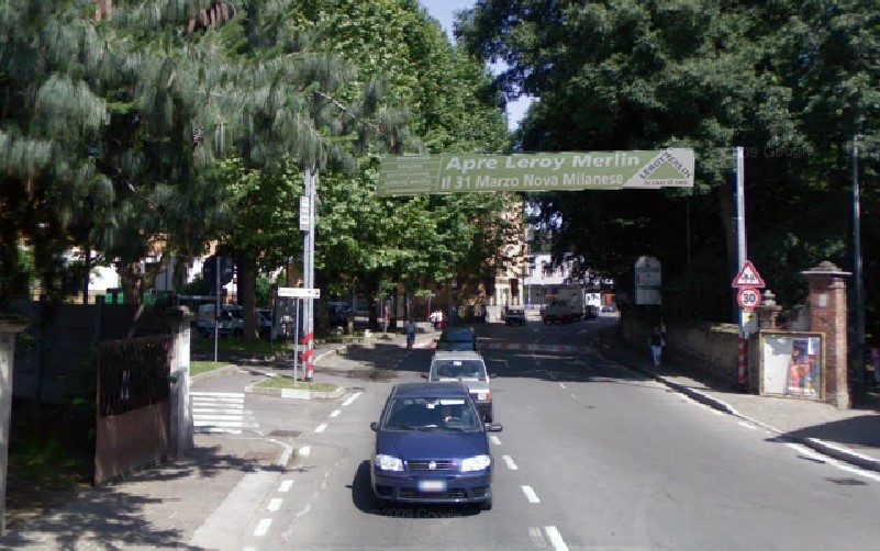 SENAGO - PALO 206 - via Repubblica c/o Municipio