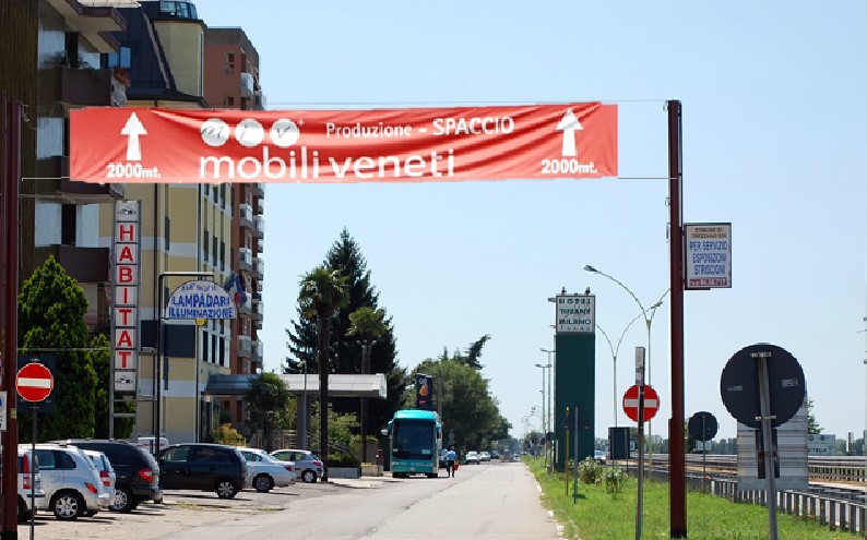 TREZZANO SUL NAVIGLIO - PALO 154 - viale L. da Vinci alt. civico 190