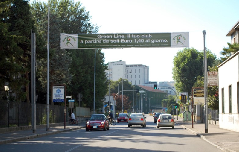 RHO - PALO 264 - C.so Europa tra via Bersaglia / Piave